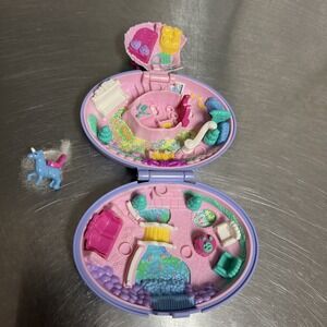 1995 Polly Pocket "Unicorn Meadow" w Unicorn Vintage Bluebird Partial Playset